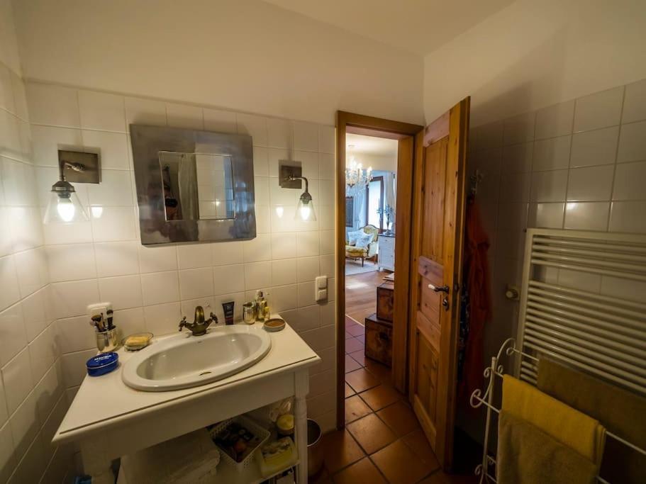 Einliegerwohnung In Einer Muehle Vor Den Toren Frankfurts, Ideal Fuer Messegaeste Oder Stop Over Dreieich Bagian luar foto