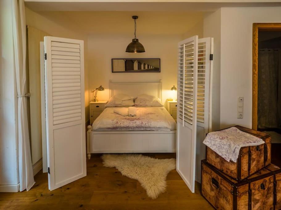 Einliegerwohnung In Einer Muehle Vor Den Toren Frankfurts, Ideal Fuer Messegaeste Oder Stop Over Dreieich Bagian luar foto