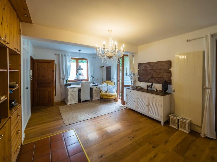 Einliegerwohnung In Einer Muehle Vor Den Toren Frankfurts, Ideal Fuer Messegaeste Oder Stop Over Dreieich Bagian luar foto