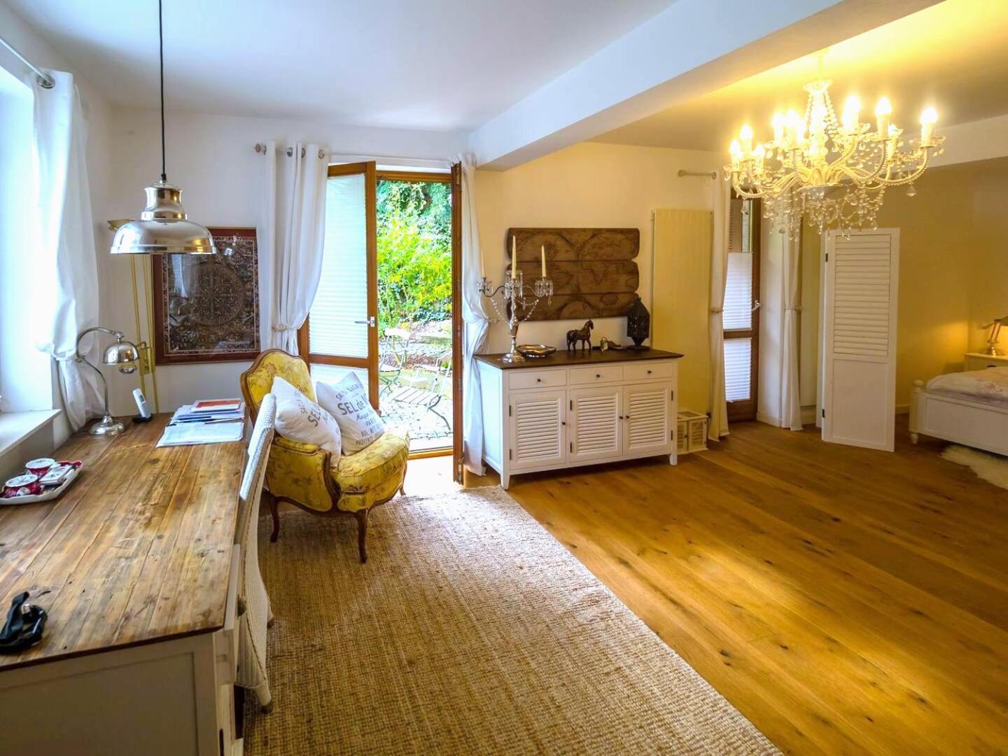 Einliegerwohnung In Einer Muehle Vor Den Toren Frankfurts, Ideal Fuer Messegaeste Oder Stop Over Dreieich Bagian luar foto